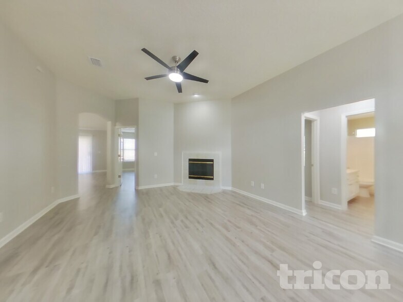 Building Photo - 2990 Brittany Bluff Dr