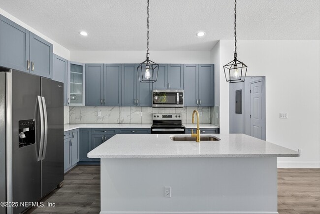 Building Photo - 2315 Park St