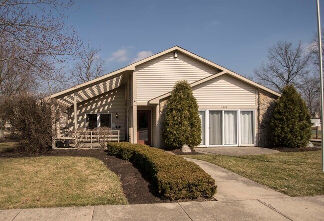 Building Photo - 6228 Sawmill Woods Dr