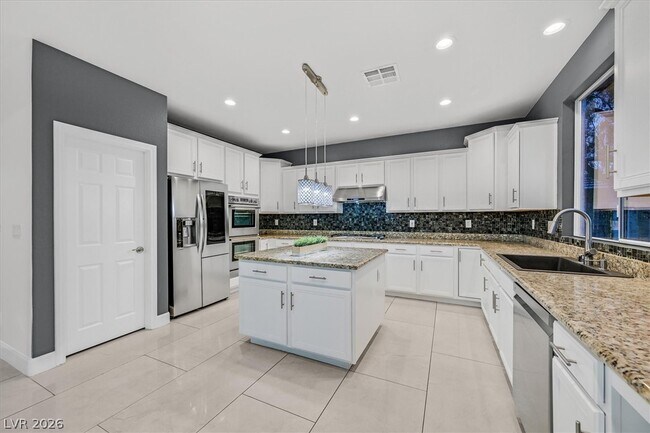 Building Photo - 11377 Rancho Villa Verde Pl
