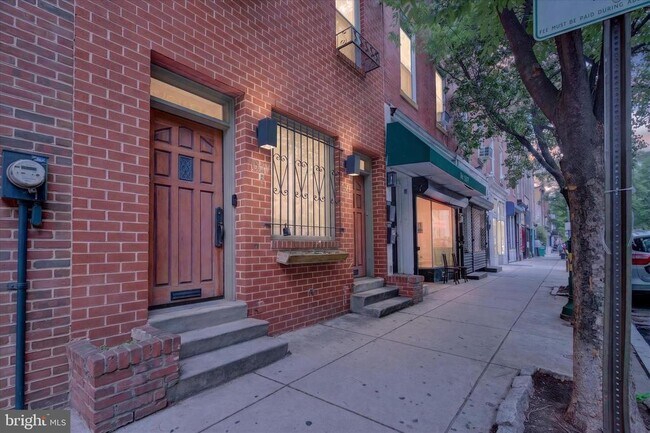 Building Photo - 1539 South St
