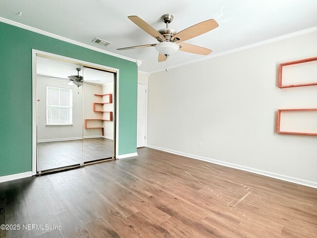 Building Photo - 10373 Windfern Ct N