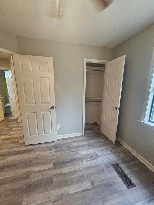 Building Photo - 14807 Sweet Gum Dr