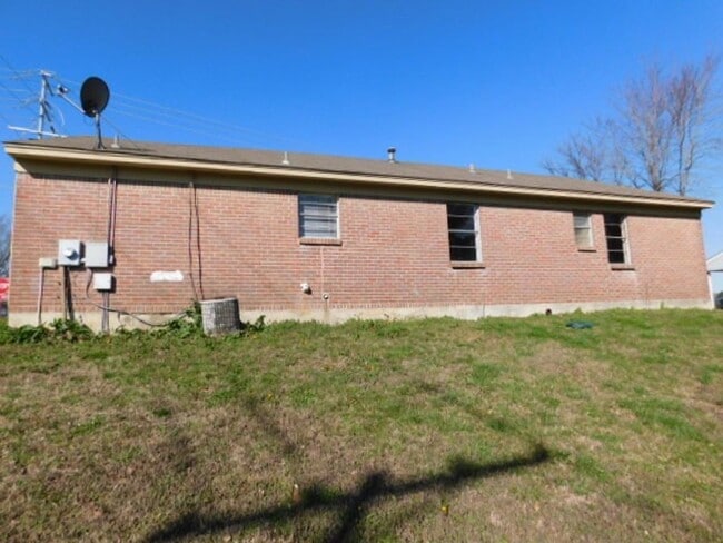 Building Photo - *****JUST REDUCED*****6010 Tulane Horn Lak...