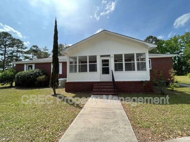 Building Photo - 1132 Children Rd