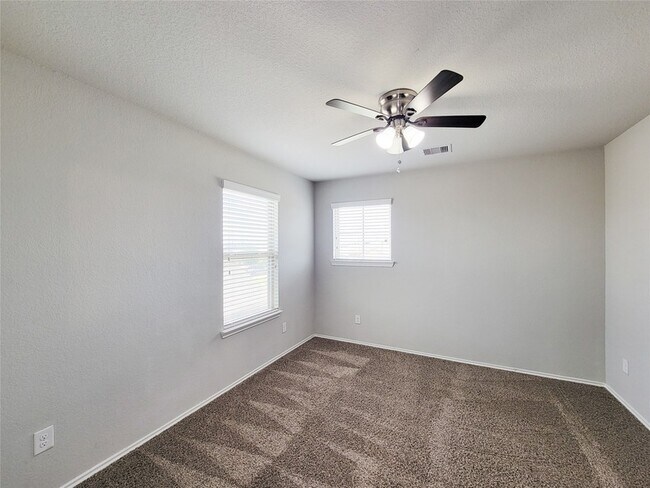 Building Photo - 5515 Peralta Mills Way