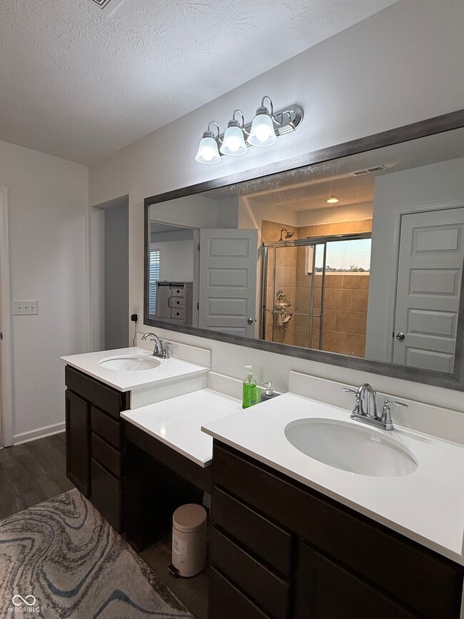 Building Photo - 6241 Buck Blvd