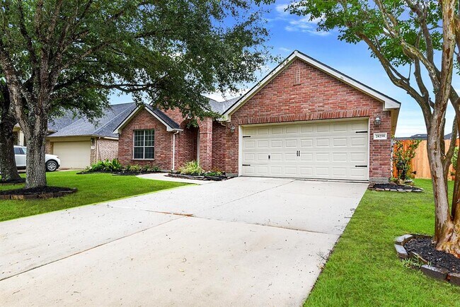 Building Photo - 28259 Daystrom Ln