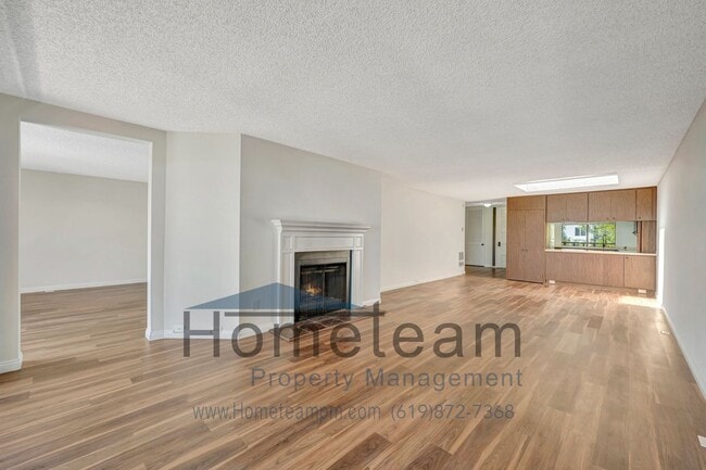 Building Photo - 2 BR/ 2BA 1380 SQFT Point Loma / La Playa ...