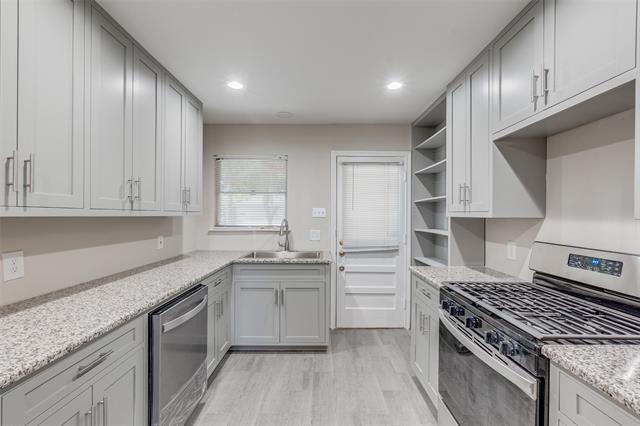 Building Photo - 6439 Ravendale Ln