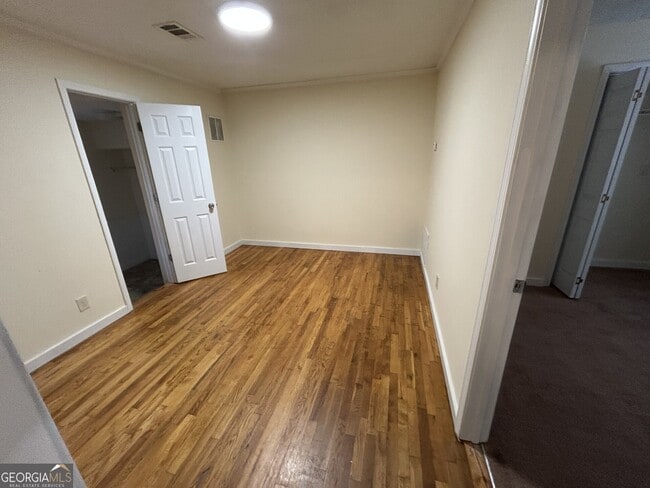 Building Photo - 201 Mt Moriah Rd