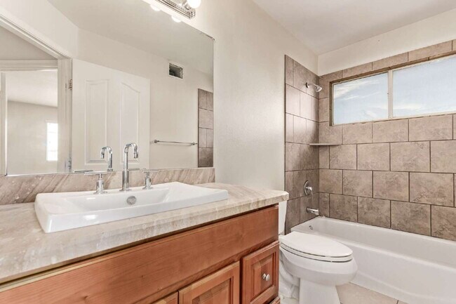 Building Photo - Rancho Del Mar Beauty