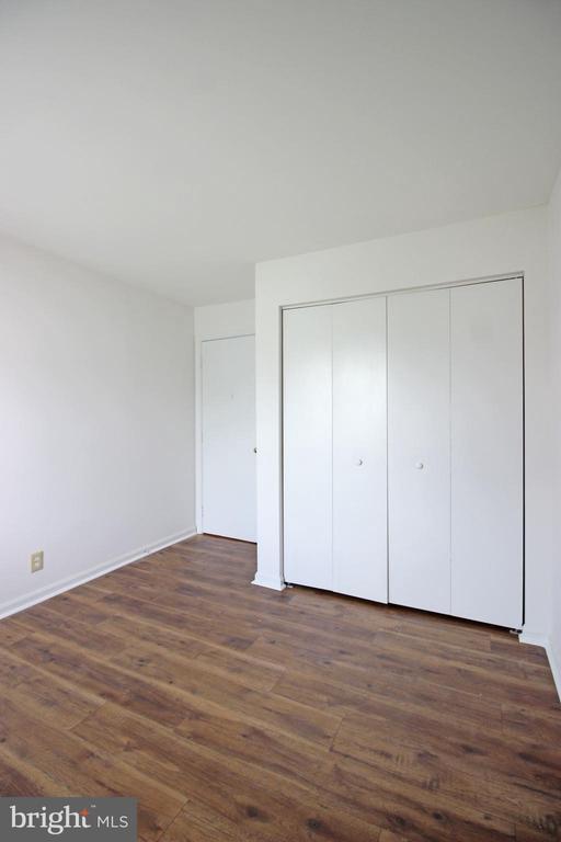 Building Photo - 102 Chesterfield Ln