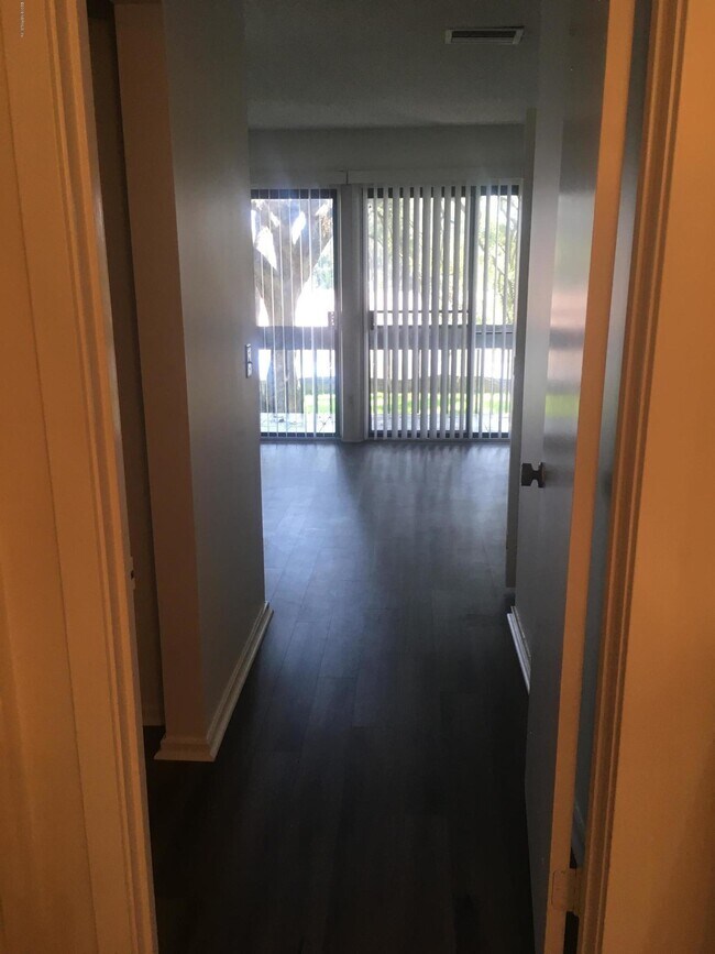 Building Photo - 7703 Las Palmas Way