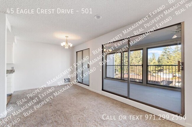 Building Photo - 45 Eagle Crest Dr