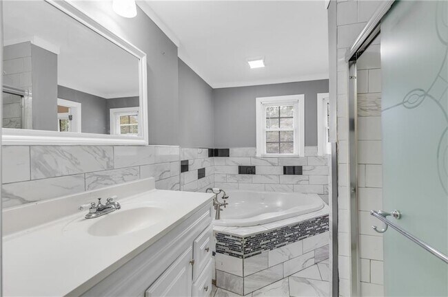 Building Photo - 1804 Carla Dr