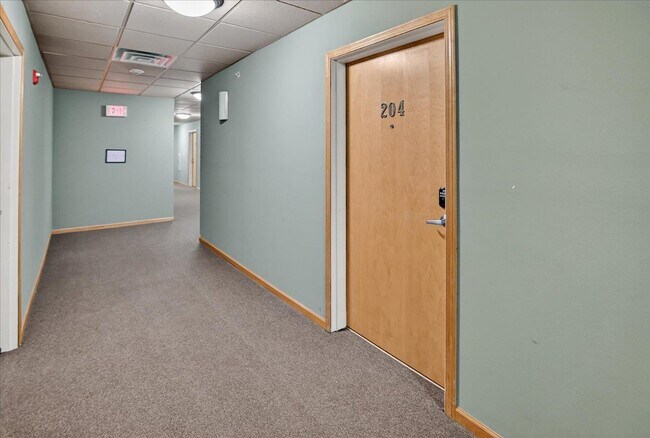 Building Photo - 8206 Starr Grass Dr