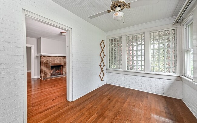 Building Photo - 1003 S Trenton Ave