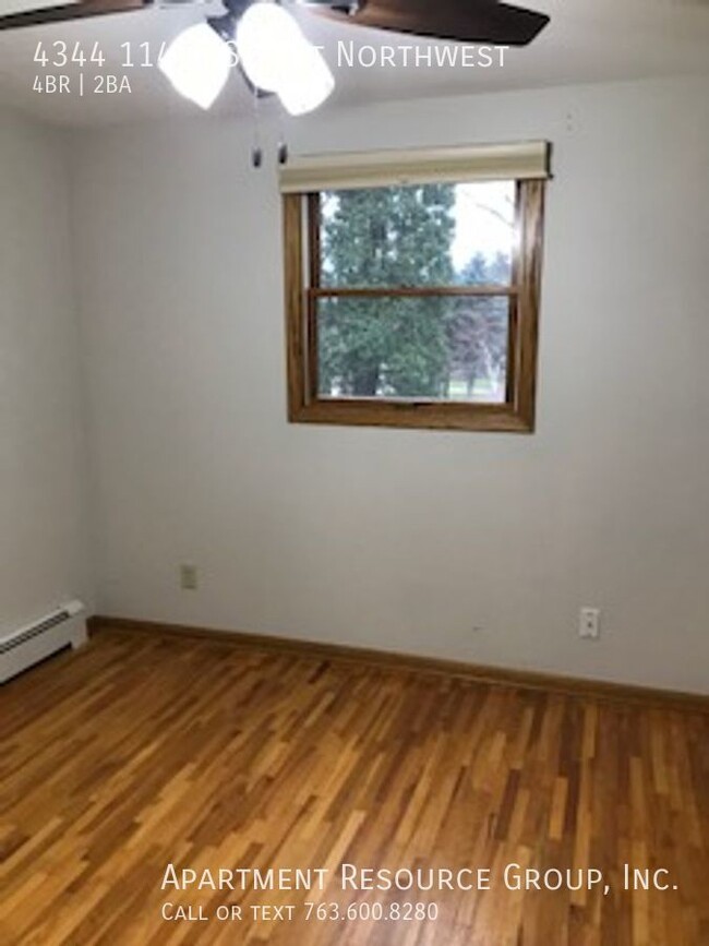 Building Photo - House for Rent in Maple Lake!