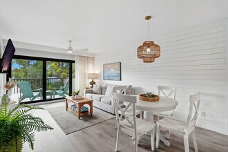 Building Photo - 600 Neapolitan Way