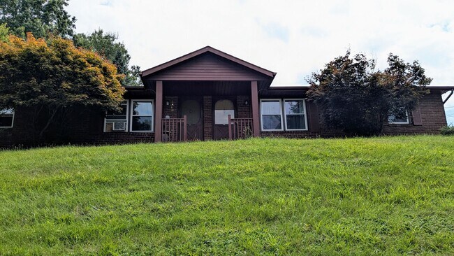 Primary Photo - 3626 Forestdale Ave SW