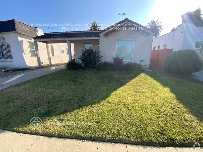 Building Photo - 1626 W 60th Pl