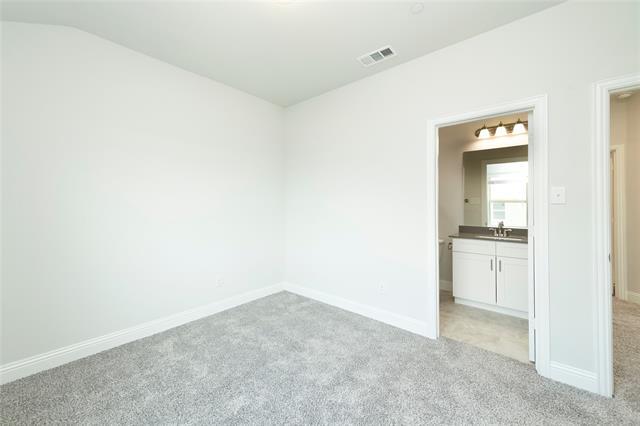Building Photo - 1068 Keswick Dr