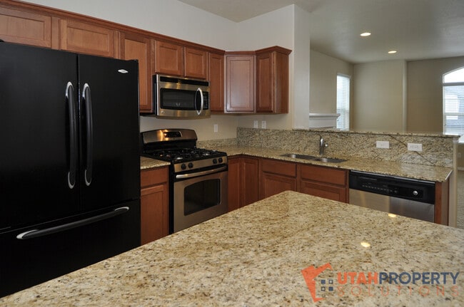 Building Photo - 3174 Bald Mountain Dr