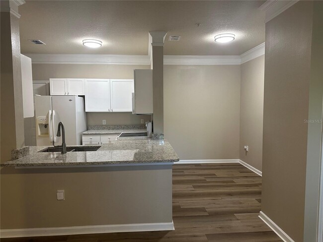 Building Photo - 8836 Villa View Cir