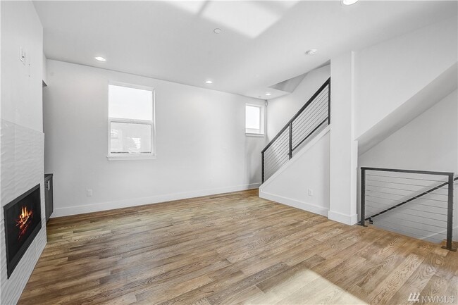 Building Photo - 7741 15th Ave NW
