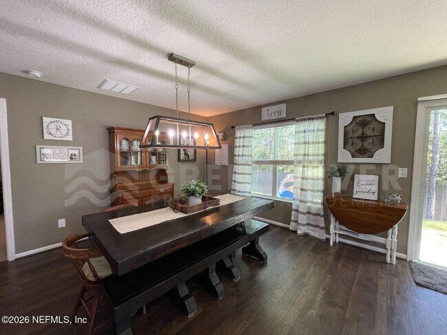 Building Photo - 15366 Bareback Dr