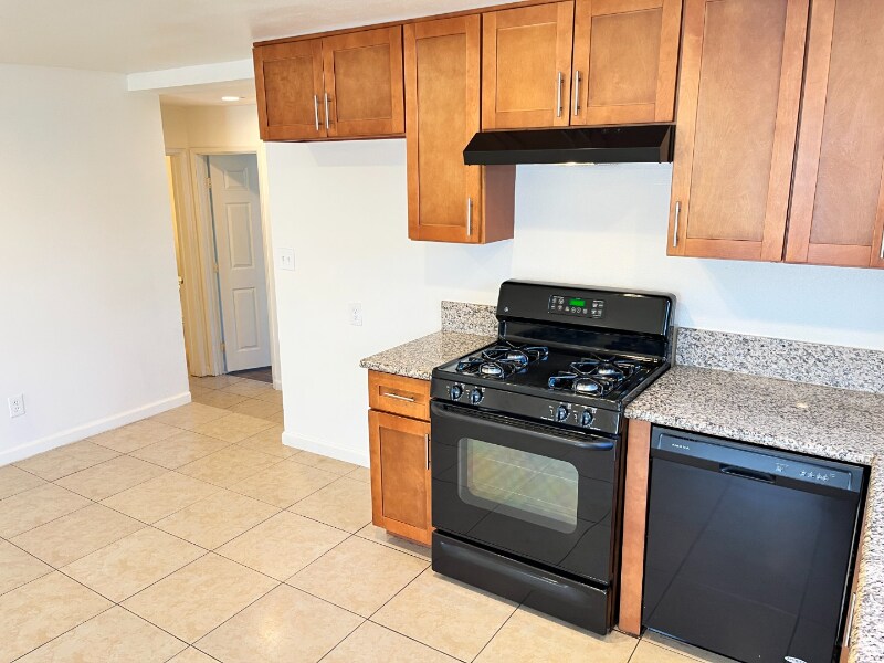 Building Photo - 4531 Park Ave