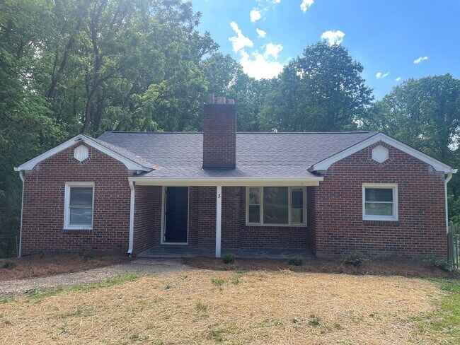 Primary Photo - 3 Arita Cir NE