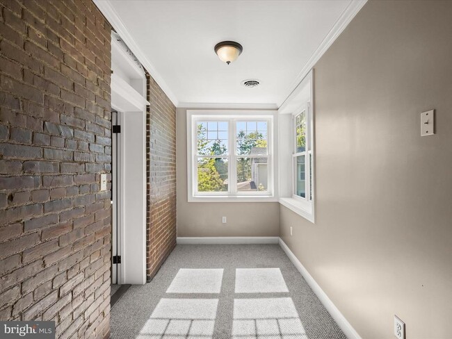 Building Photo - 13 N Allegany St