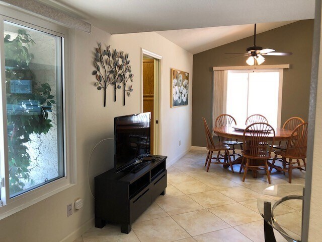 Building Photo - 1808 Leisure World