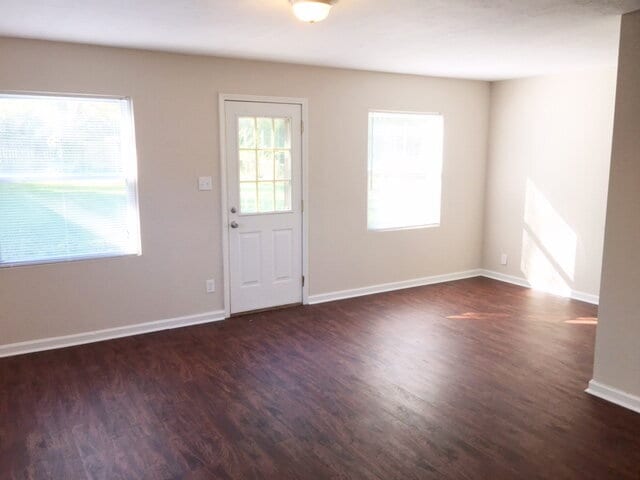 Building Photo - GORGEOUS EAST SIDE 3 BR/1.5 BA STONE RANCH AVAILABLE NOW!