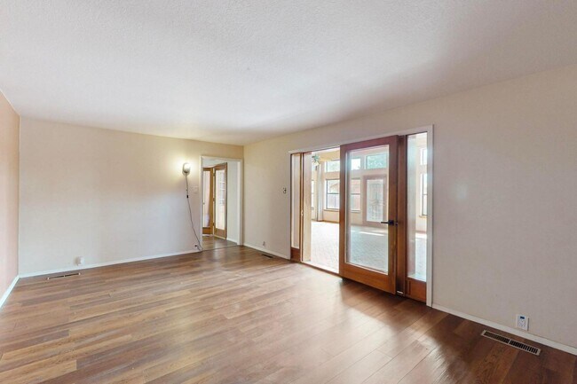 Building Photo - 4112 Cherrydale Ct NW