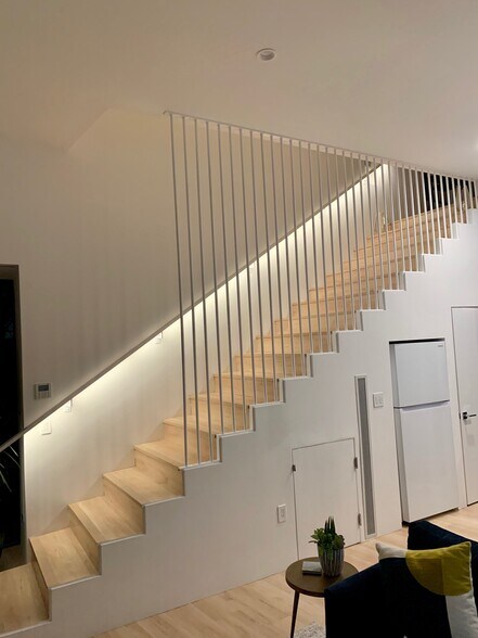 Stairs to rooftop - 1282 S Cloverdale Ave