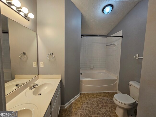 Building Photo - 1243 Blairs Pointe Dr SW