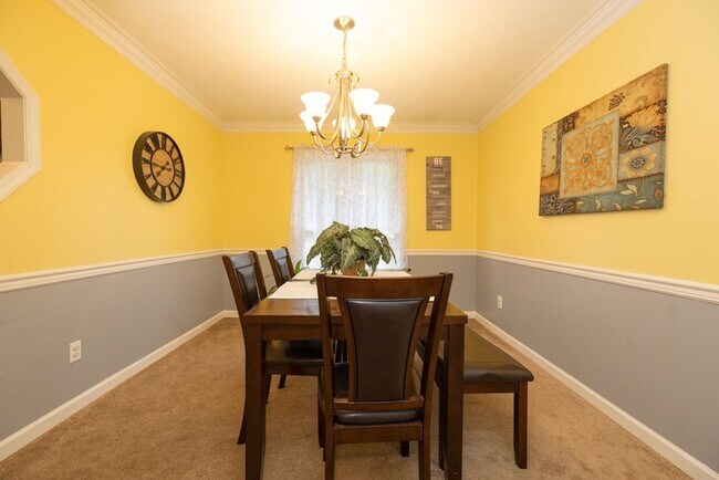 Building Photo - 3 Bedroom Home in North Columbus, GA