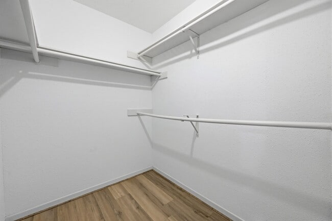 Building Photo - 25407 Lancewood Dr