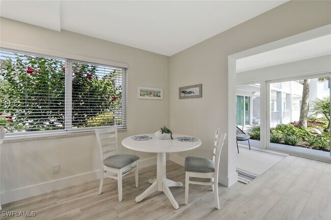 Building Photo - 354 Harbour Dr