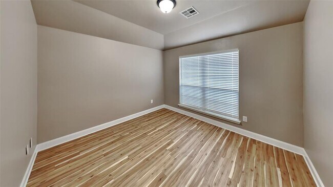 Building Photo - 11305 NW 94th St