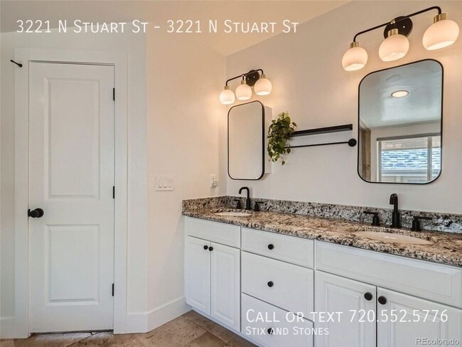 Building Photo - 3221 Stuart St