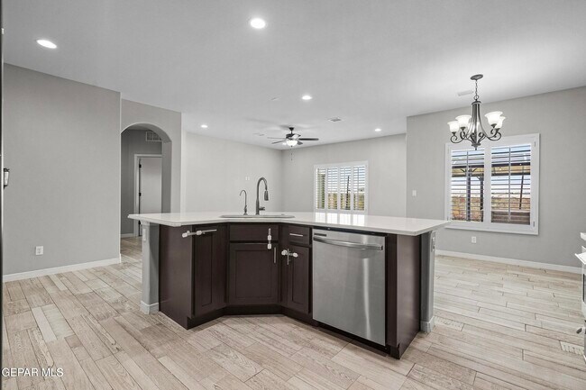 Building Photo - 13440 Emerald Ranch Ln