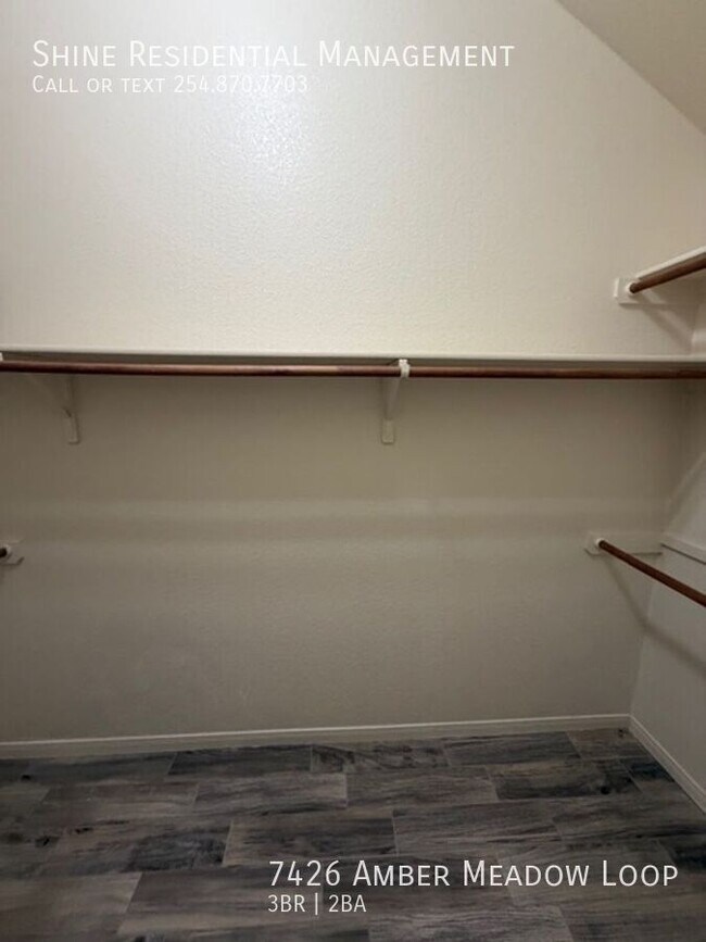 Building Photo - 7426 Amber Meadow Loop