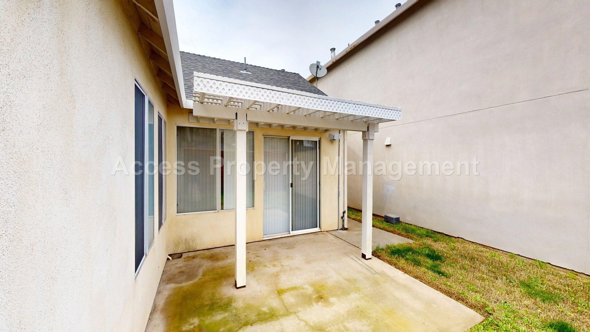 Building Photo - 3728 Terneuzen Ave