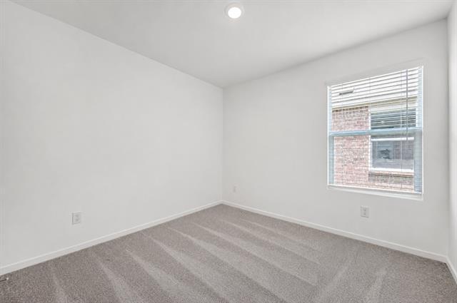 Building Photo - 1829 Sanderling St