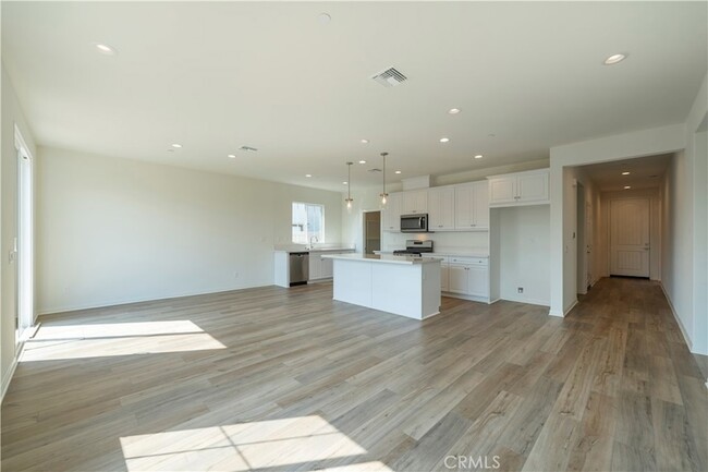 Building Photo - 9654 Honeyberry Ln