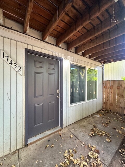 Building Photo - 2 bedroom, 1 bathroom